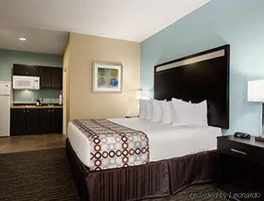 Days Inn Pearsall Eksteriør bilde